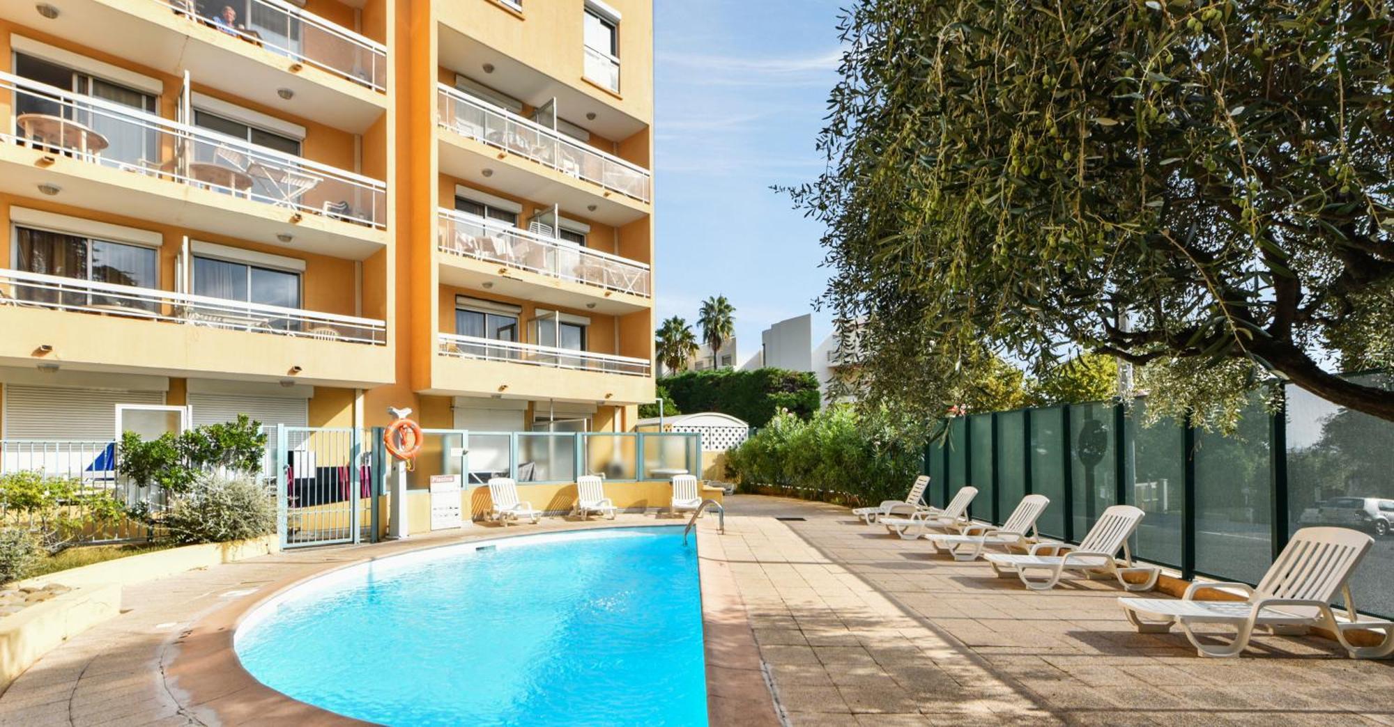 Residence Pierre & Vacances La Rostagne Juan-les-Pins Exterior foto