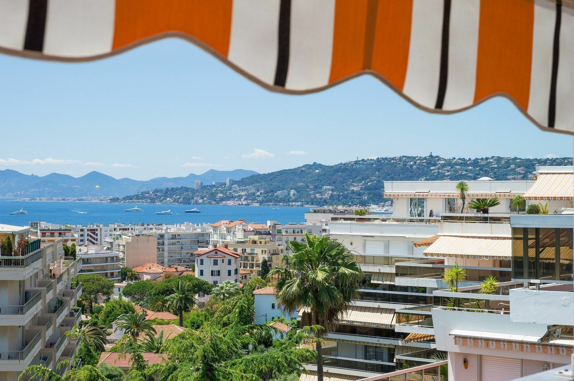 Residence Pierre & Vacances La Rostagne Juan-les-Pins Exterior foto